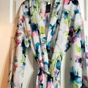 Lane Bryant 14/16 Floral Butterfly Short Robe